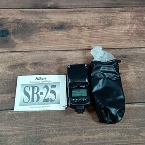 Nikon SB-25 Speedlight Autofocus Flash Instruction Manual Pouch